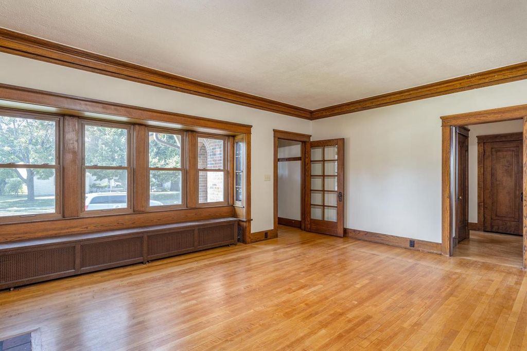 Photo of 644 Wisconsin STREET, Oshkosh, WI 54901 (MLS # 50314931)