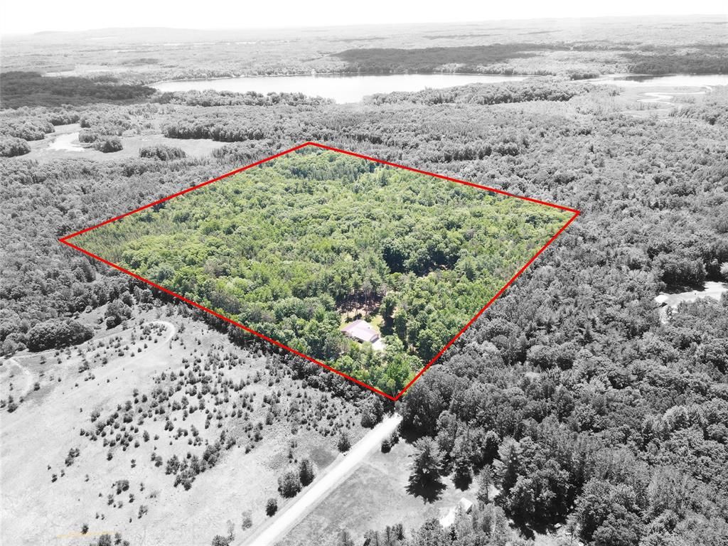 Photo of N1196 Swift Creek DRIVE, New Auburn, WI 54757 (MLS # 1602411)