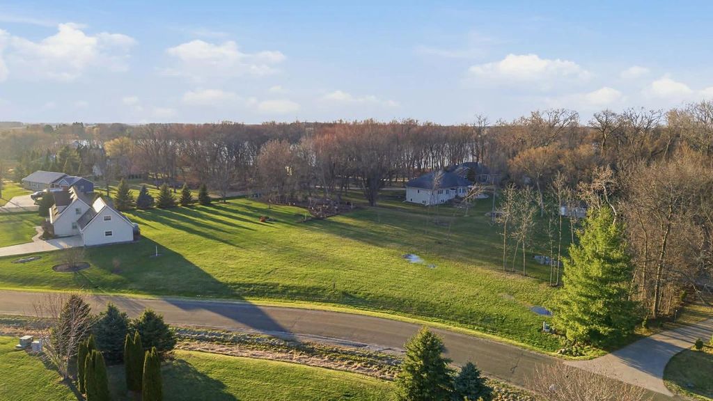 Photo of Lot 18 Rose CIRCLE, Beaver Dam, WI 53916 (MLS # 2020065)