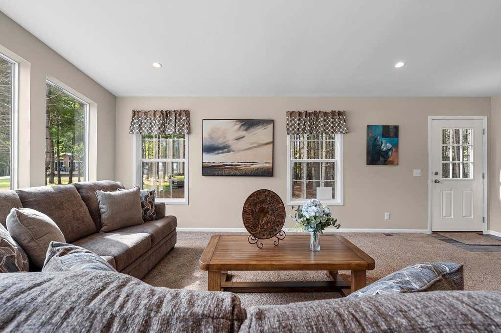 Photo of 612 Allied COURT, Oconto, WI 54153 (MLS # 50331308)