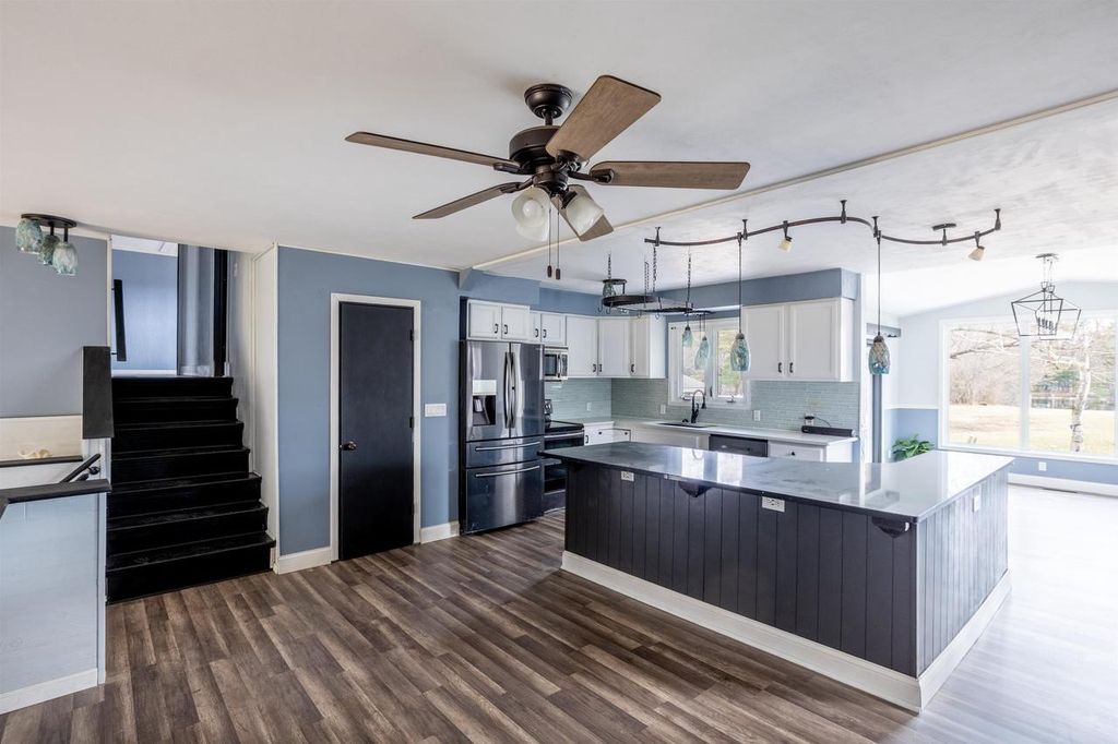 Photo of 2521 2nd Avenue South Ave, Wisconsin Rapids, WI 54495 (MLS # 22600778)