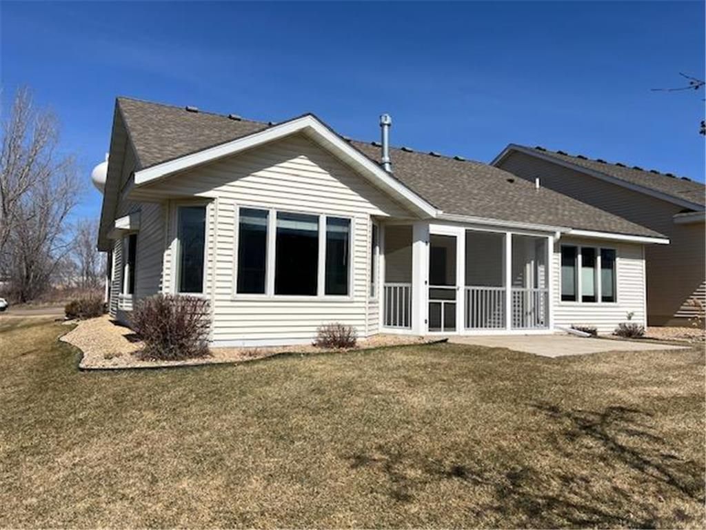 Photo of 1509 Glenridge DRIVE, Prescott, WI 54021 (MLS # 7038745)