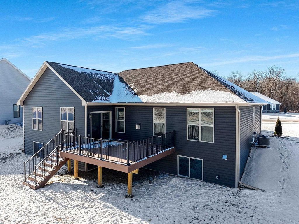 Photo of 1350 Copilot WAY, De Pere, WI 54115 (MLS # 50320536)