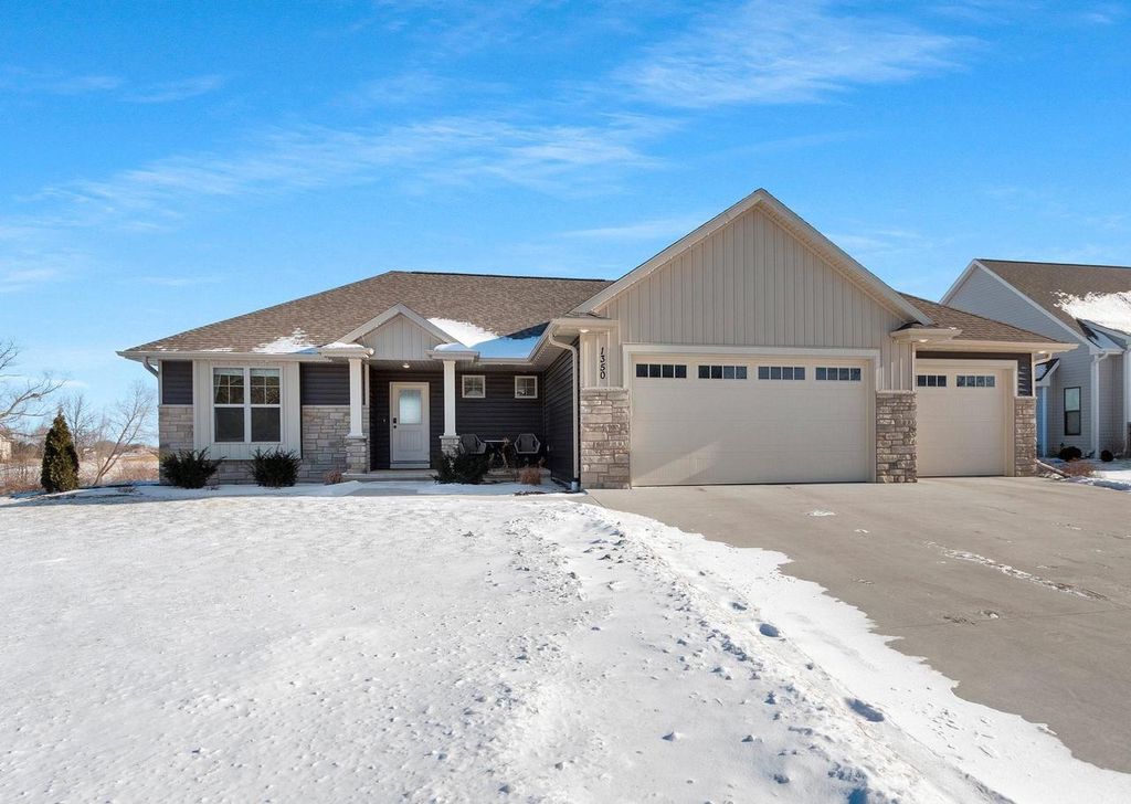 Photo of 1350 Copilot WAY, De Pere, WI 54115 (MLS # 50320536)