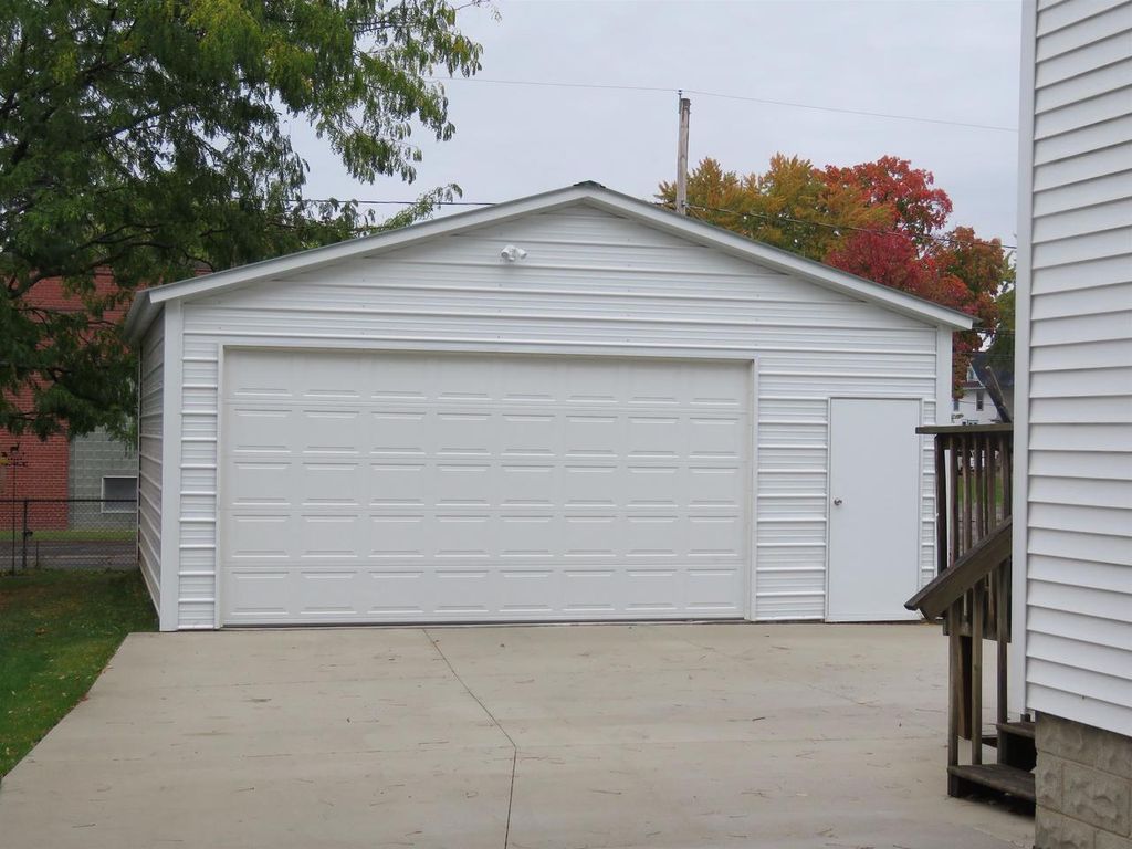 Photo of 524 W Jefferson STREET, Waupun, WI 53963 (MLS # 2010759)