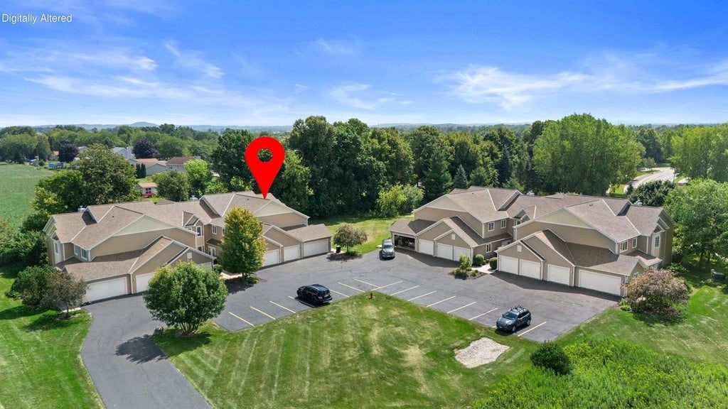 Photo of 758 Bridlewood DRIVE #H, Hartford, WI 53027 (MLS # 1978440)