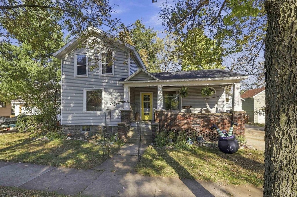 Photo of 2117 Elk STREET, Stevens Point, WI 54481 (MLS # 22605304)