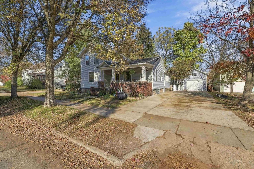 Photo of 2117 Elk STREET, Stevens Point, WI 54481 (MLS # 22605304)
