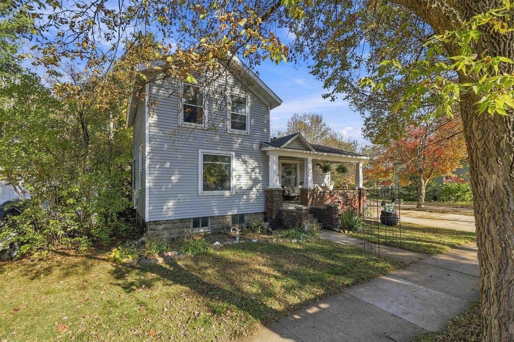 Photo of 2117 Elk STREET, Stevens Point, WI 54481 (MLS # 22605304)