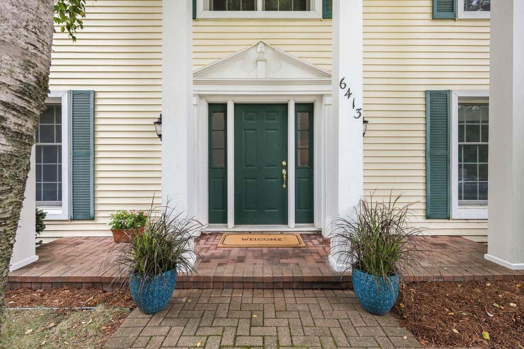Photo of 6413 Landfall DRIVE, Madison, WI 53705 (MLS # 2030755)