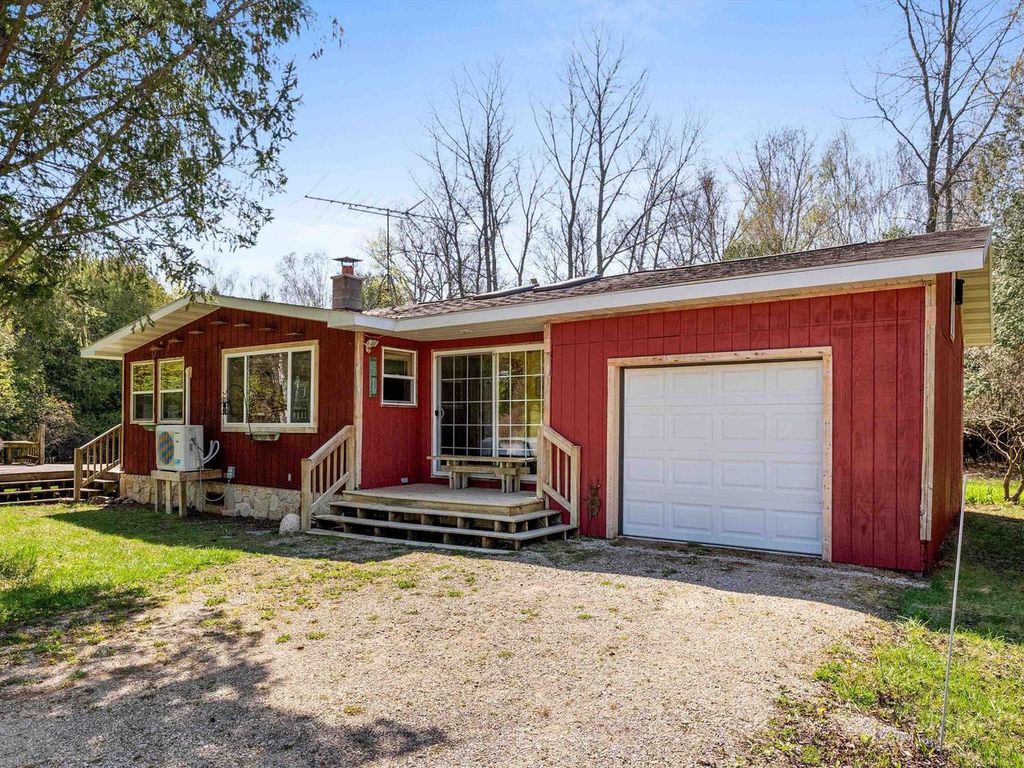 Photo of 775 Forest DRIVE, Forestville, WI 54235 (MLS # 50325315)
