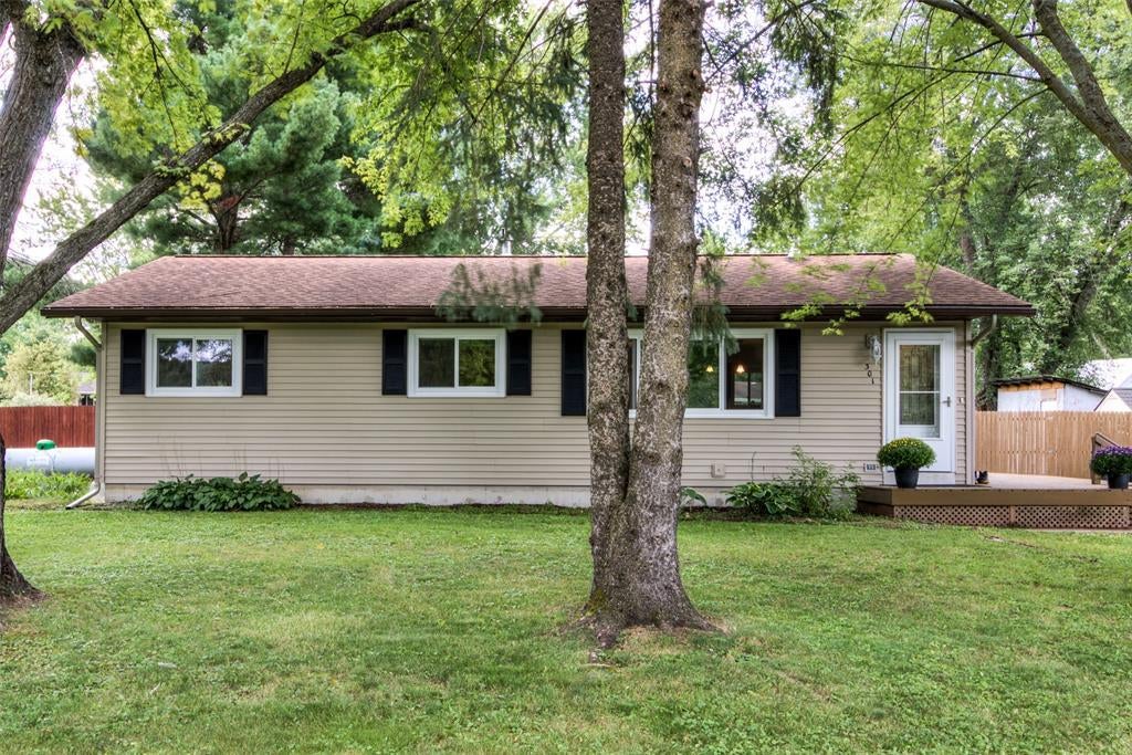 Photo of 301 Wapiti LANE, Elk Mound, WI 54739 (MLS # 1605109)