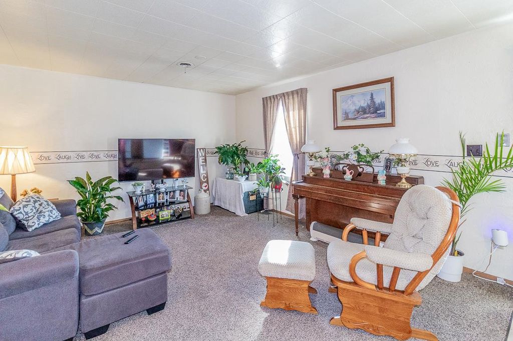 Photo of 622 W Washington STREET, New London, WI 54961 (MLS # 50321784)