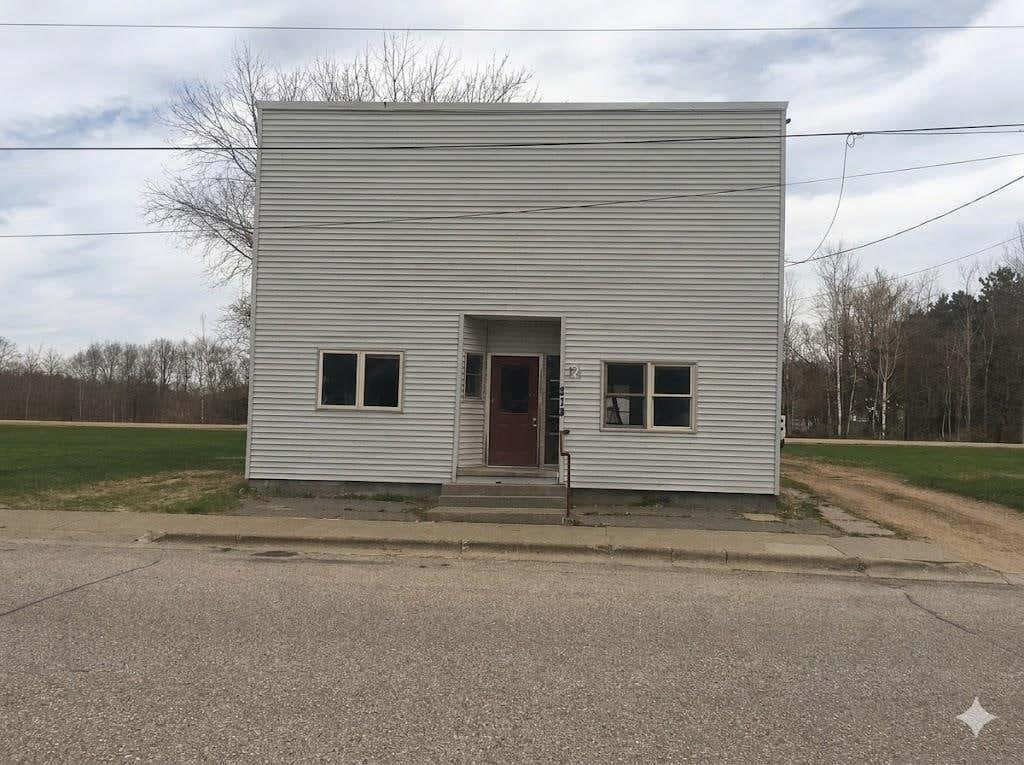Photo of 220 Clark STREET, Hatley, WI 54440 (MLS # 22603585)