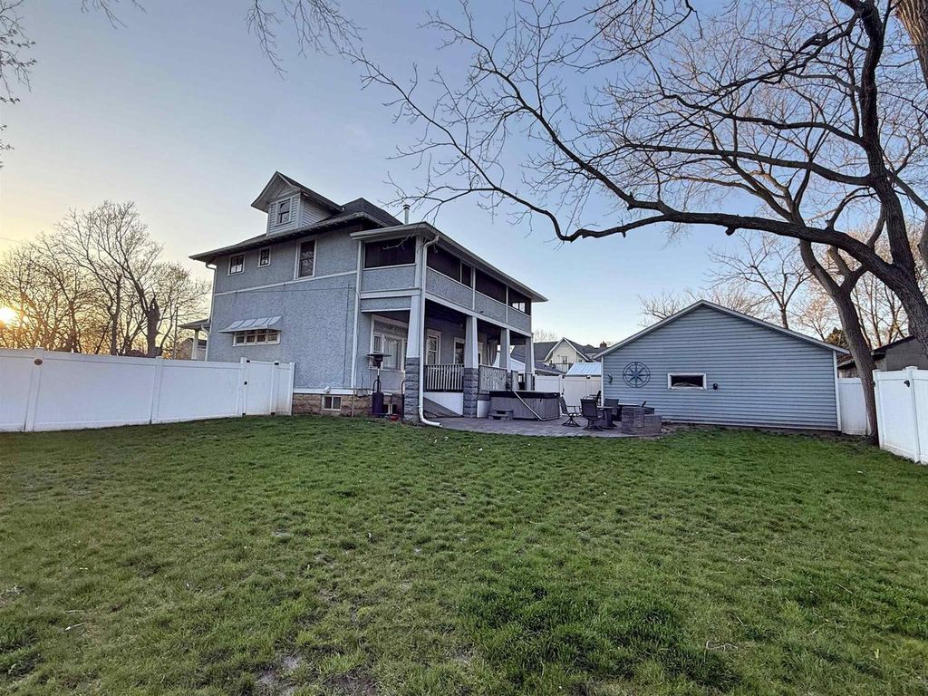 Photo of 236 N Washington STREET, Janesville, WI 53548 (MLS # 2020559)