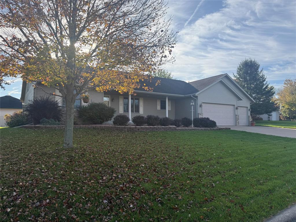 Photo of 911 Windsong LANE, Onalaska, WI 54650 (MLS # 1606092)