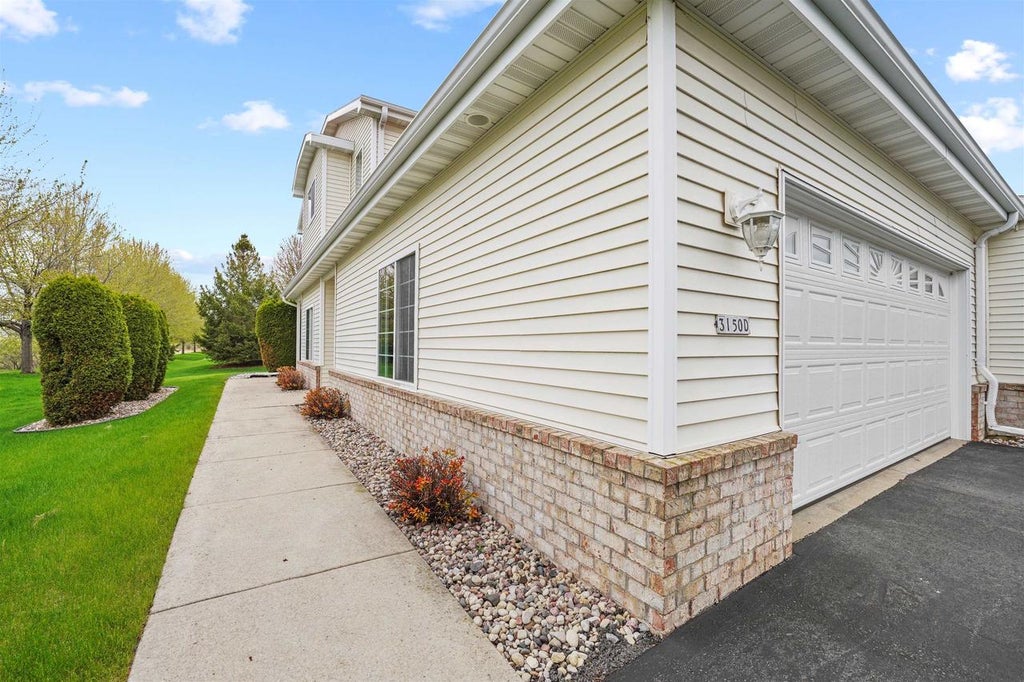 Photo of 3150 White Tail LANE, Oshkosh, WI 54904 (MLS # 50332292)