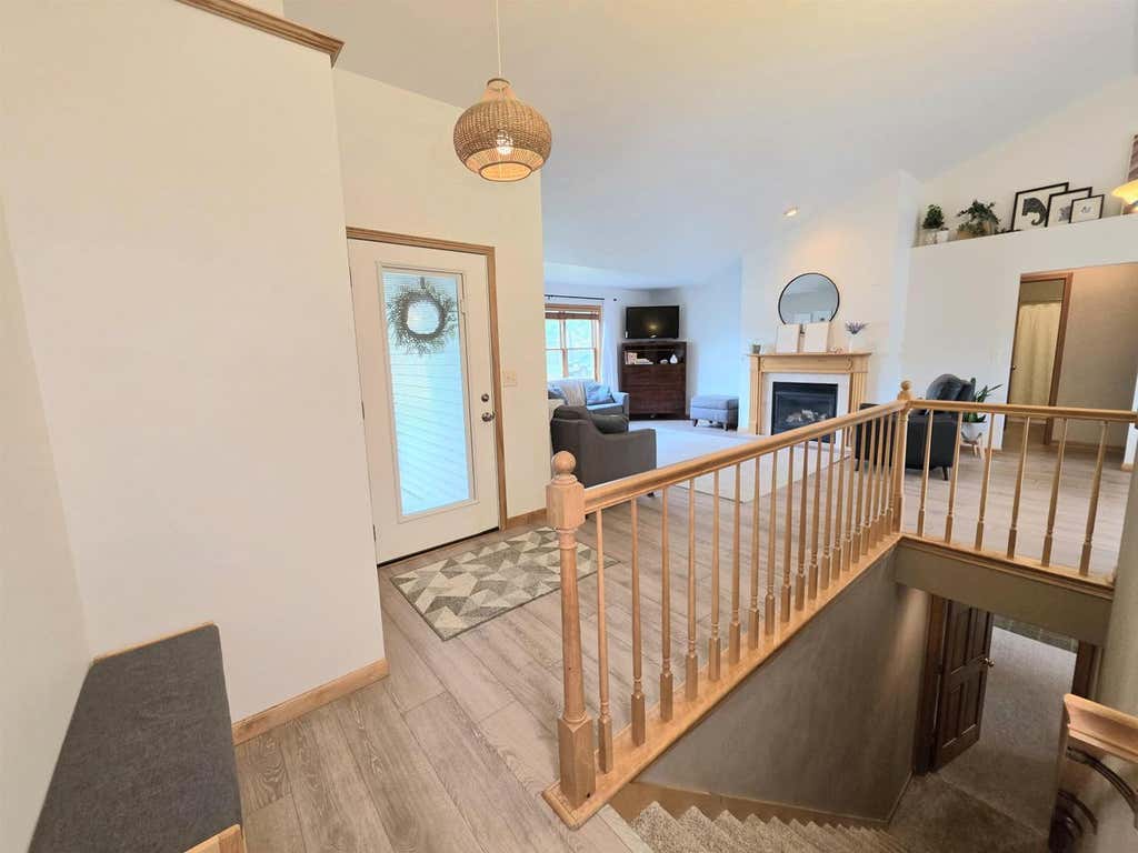 Photo of 3226 E Greenleaf DRIVE, Appleton, WI 54913 (MLS # 50331143)