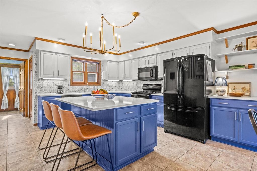 Photo of 1211 39th AVENUE, Kenosha, WI 53144 (MLS # 1961215)