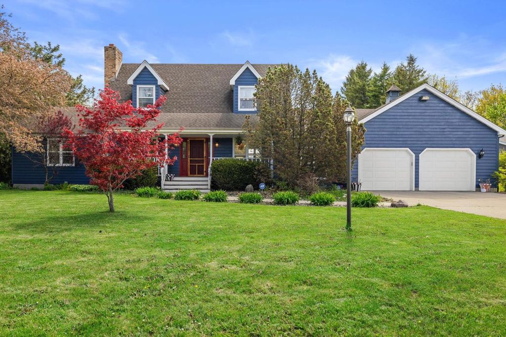 Photo of 1211 39th AVENUE, Kenosha, WI 53144 (MLS # 1961215)
