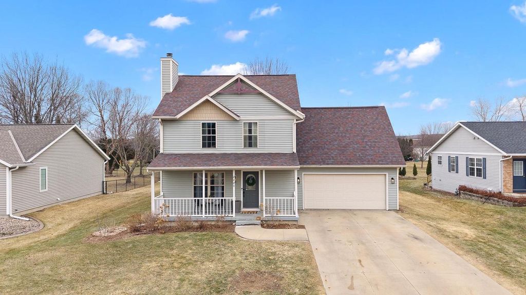 Photo of 2225 Buckingham ROAD, Stoughton, WI 53589 (MLS # 2017041)