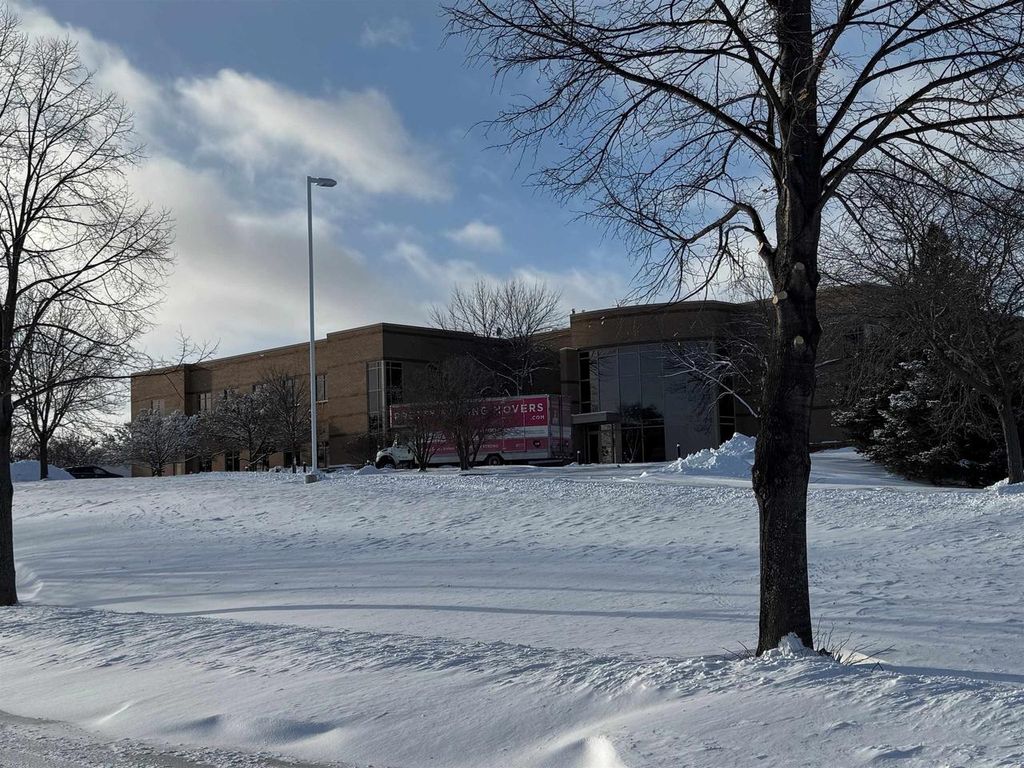 Photo of 469 Security BOULEVARD, Green Bay, WI 54313 (MLS # 50319446)