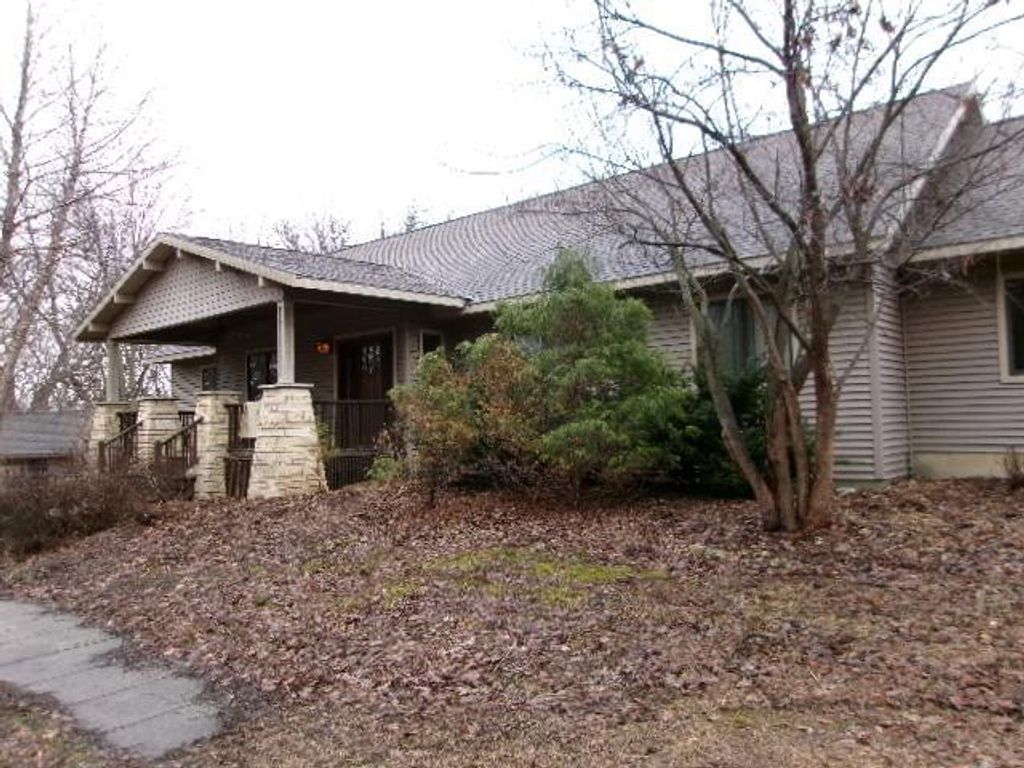 Photo of 7450 W Church ROAD, Gratiot, WI 53541 (MLS # 2020047)