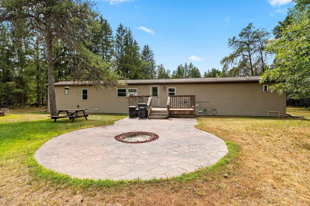 Photo of 14329 Michael CIRCLE, Gillett, WI 54124 (MLS # 50329668)