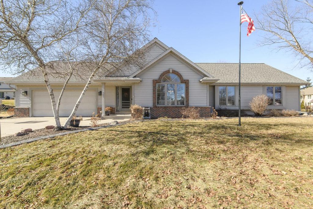 Photo of 767 Alex COURT, Pewaukee, WI 53072 (MLS # 1948839)
