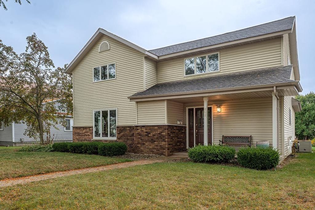 Photo of 202 W 2nd STREET, Waunakee, WI 53597 (MLS # 2011300)