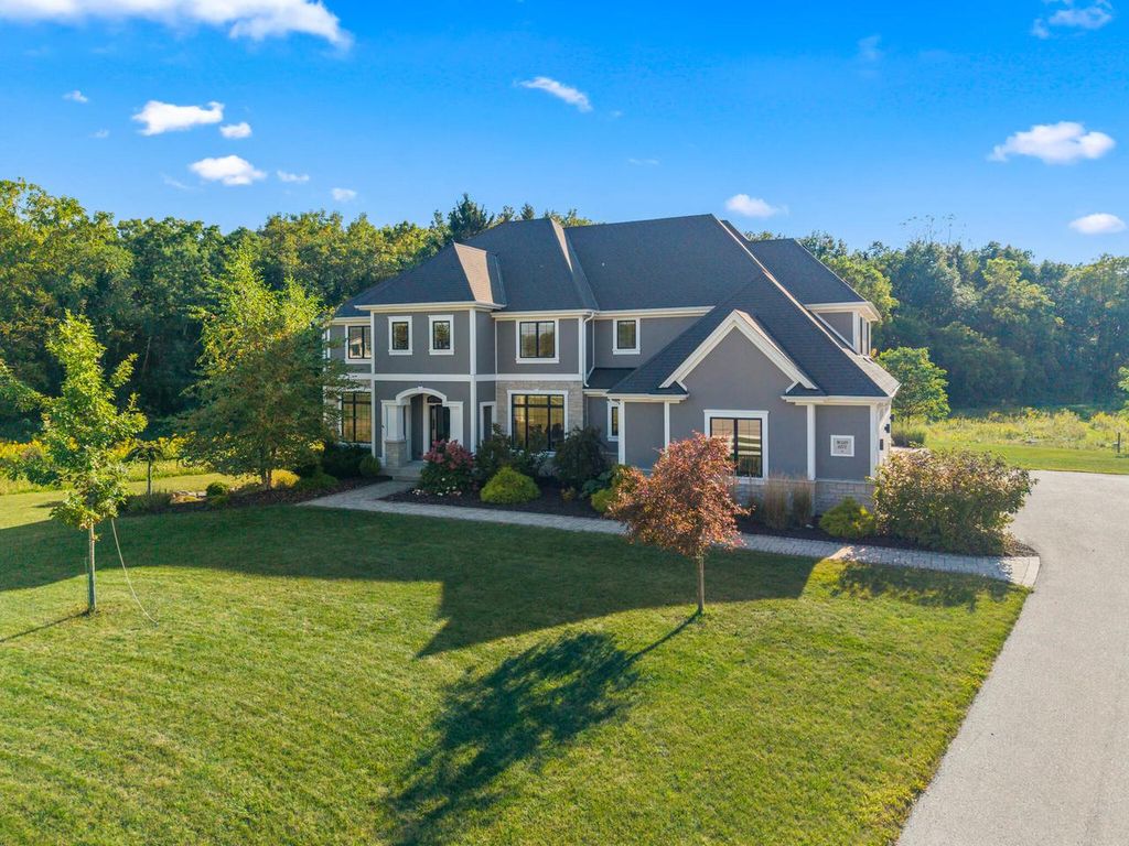 Photo of W339S271 Foxtail COURT, Oconomowoc, WI 53066 (MLS # 1946544)