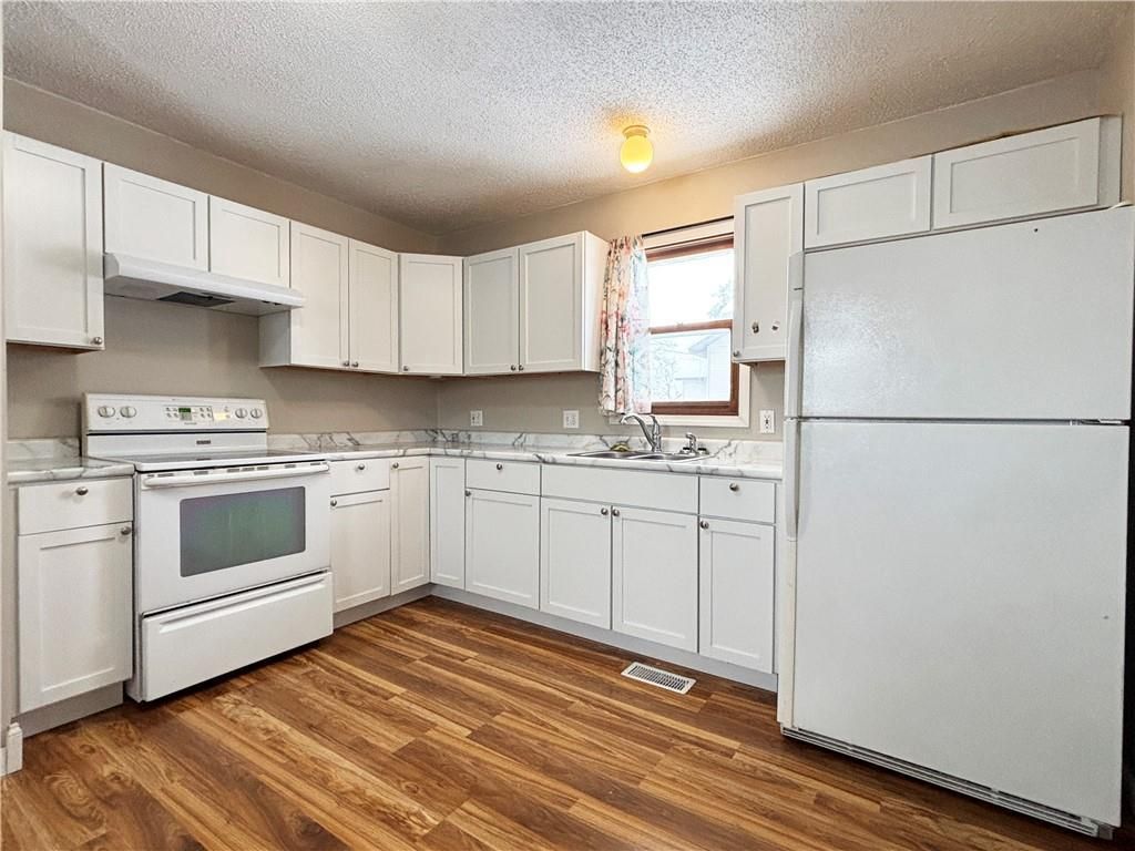 Photo of 226 W Franklin AVENUE, Barron, WI 54812 (MLS # 1597647)