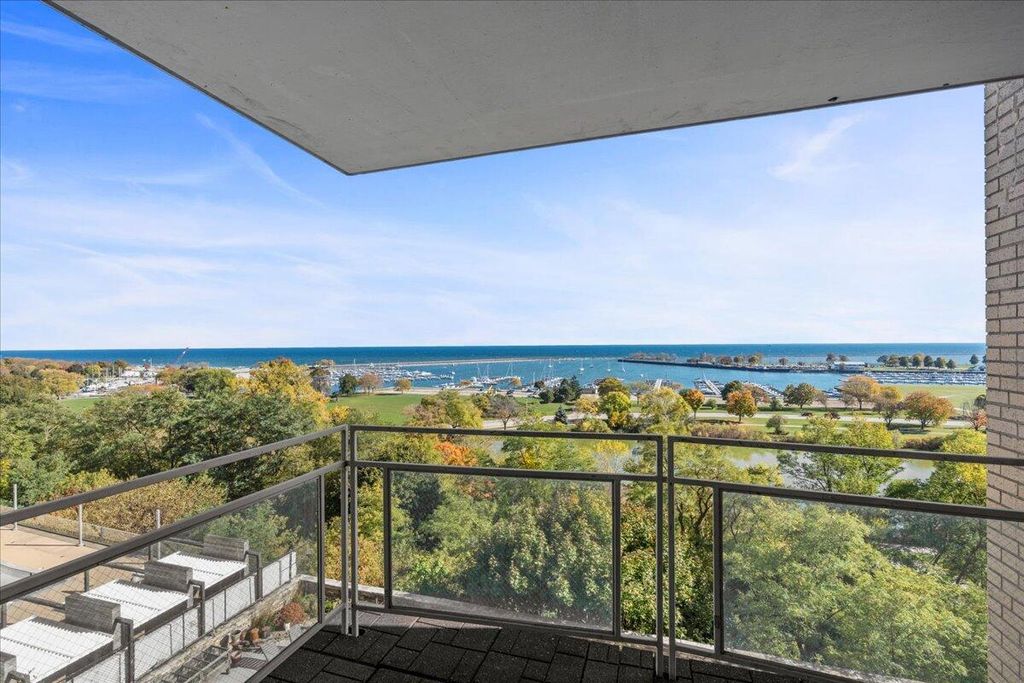 Photo of 1610 N Prospect AVENUE #506, Milwaukee, WI 53202 (MLS # 1940365)