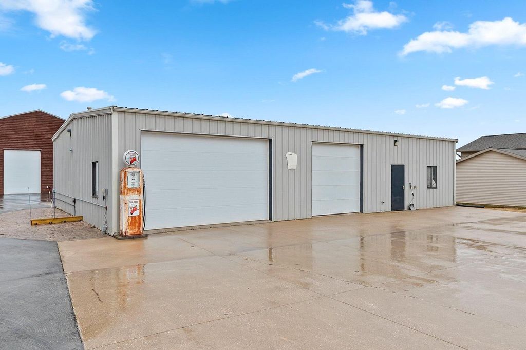 Photo of 7624 Seidl ROAD, Manitowoc, WI 54220 (MLS # 1956404)