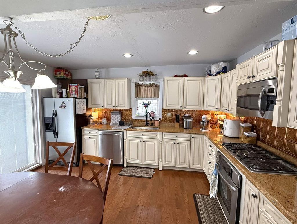 Photo of 205 S Union STREET, Shawano, WI 54166 (MLS # 50319583)