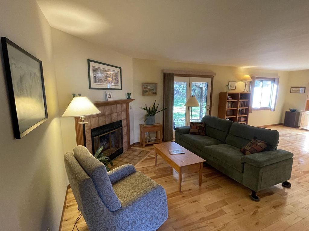 Photo of 5933 Forest LANE, Fitchburg, WI 53711 (MLS # 2020265)