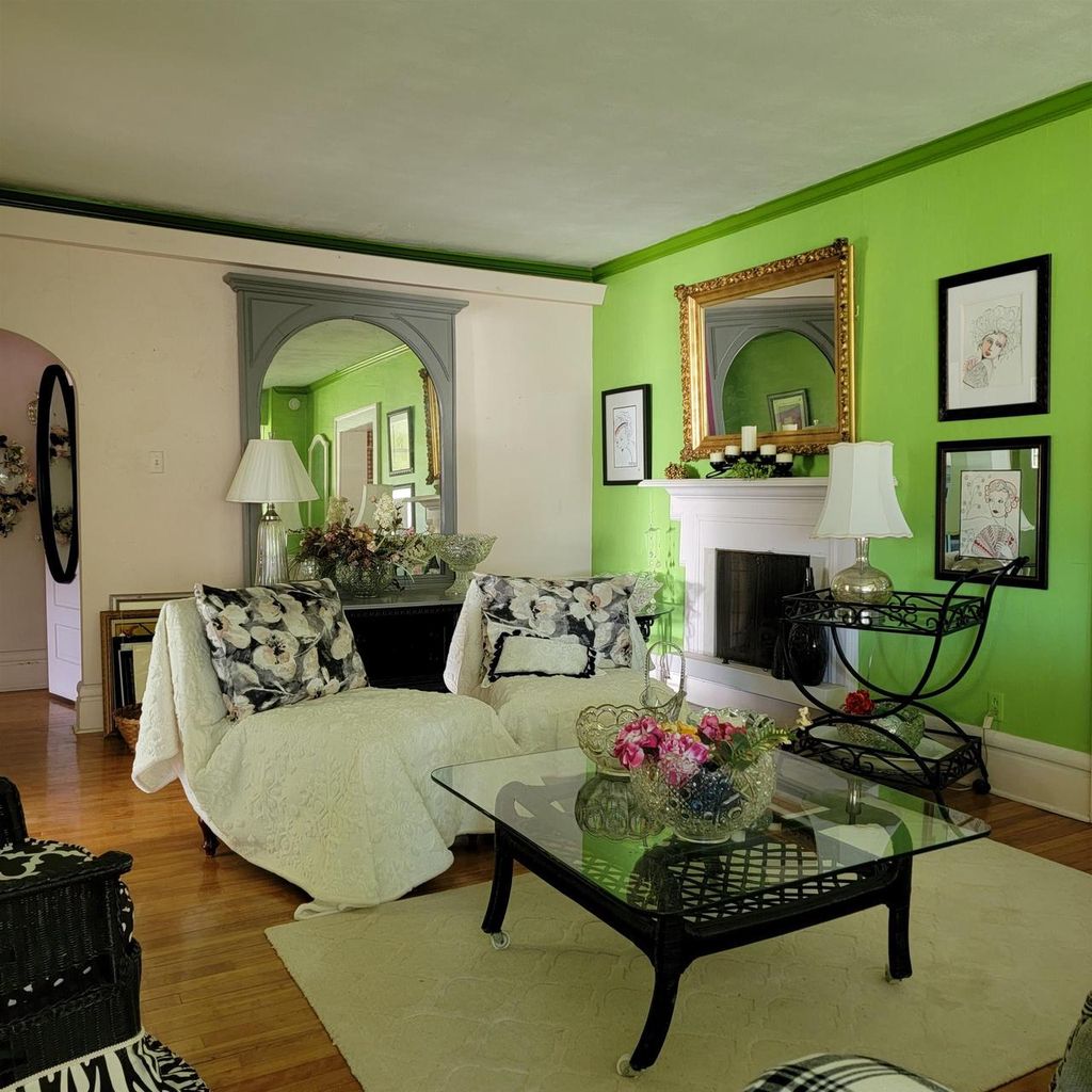 Photo of 300 W Prospect AVENUE, Appleton, WI 54911 (MLS # 50323981)