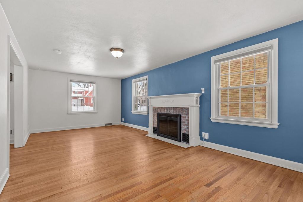 Photo of 304 Klein STREET, Kaukauna, WI 54130 (MLS # 50318903)