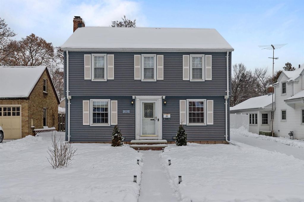 Photo of 304 Klein STREET, Kaukauna, WI 54130 (MLS # 50318903)