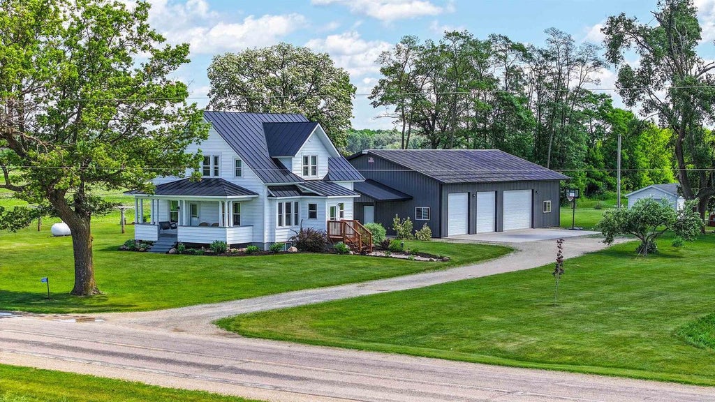 Photo of N1836 County Road A, Waupaca, WI 54981 (MLS # 50334308)