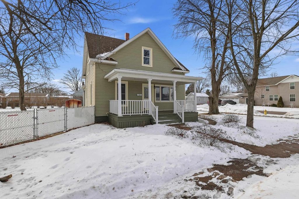 Photo of 1310 Baker STREET, Wisconsin Rapids, WI 54494 (MLS # 22600524)
