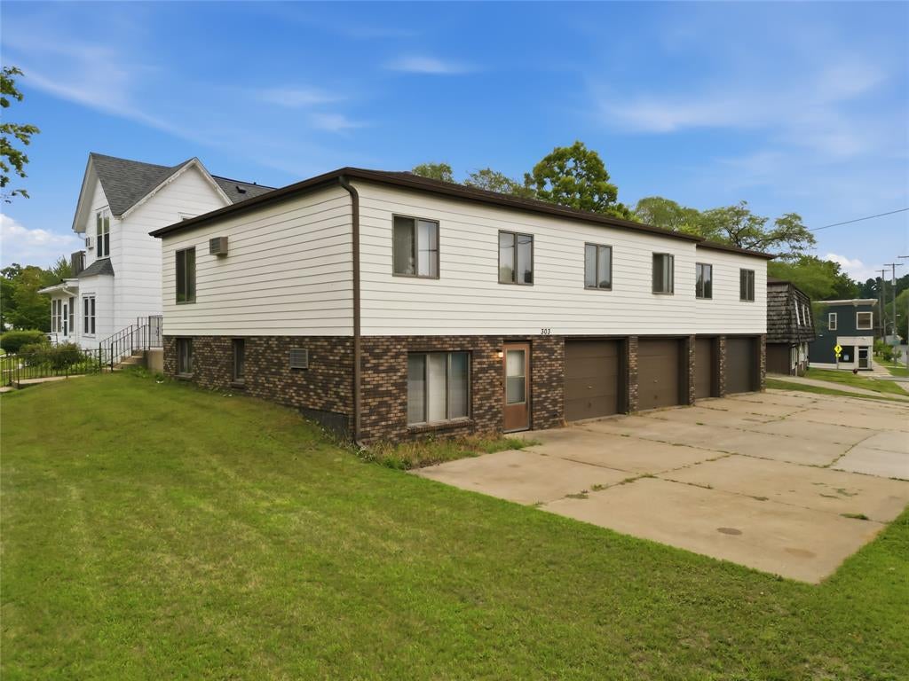 Photo of 303 Talmadge STREET #1-4, Eau Claire, WI 54701 (MLS # 1604244)