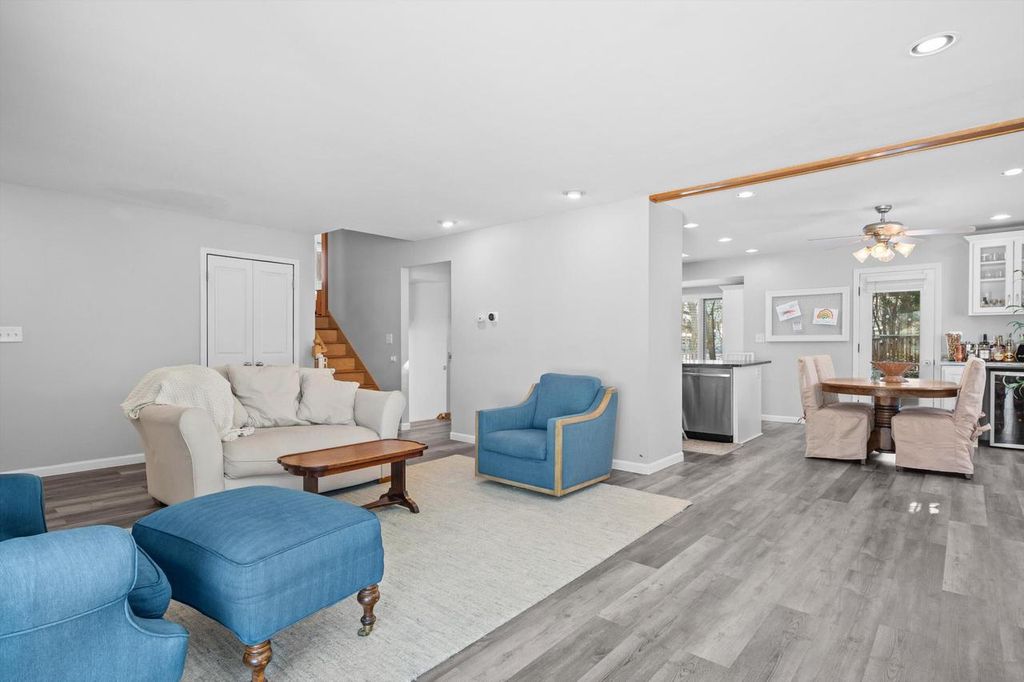 Photo of 4614 N 107th STREET, Wauwatosa, WI 53225 (MLS # 1954493)