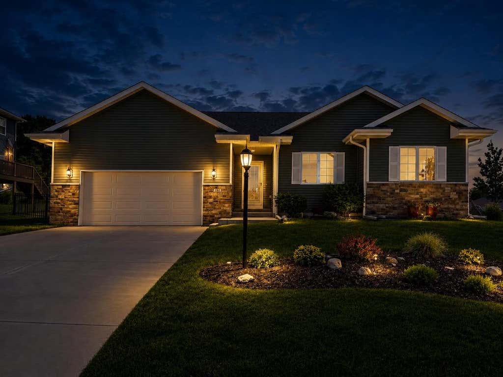 Photo of 782 N Waveland ROAD, Janesville, WI 53548 (MLS # 2025035)