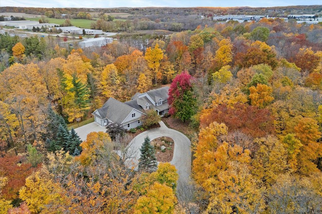 Photo of 2490 S River ROAD, West Bend, WI 53095 (MLS # 1940806)