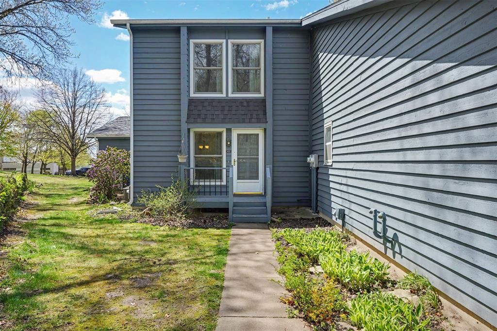 Photo of 4630 Woodridge DRIVE #2, Eau Claire, WI 54701 (MLS # 1600508)