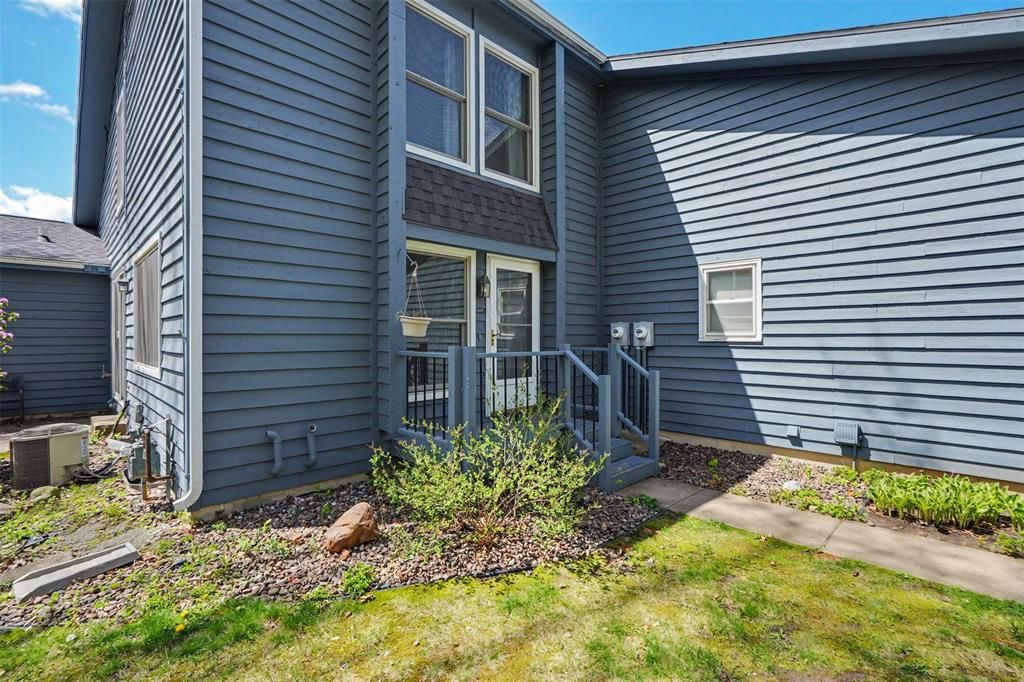 Photo of 4630 Woodridge DRIVE #2, Eau Claire, WI 54701 (MLS # 1600508)