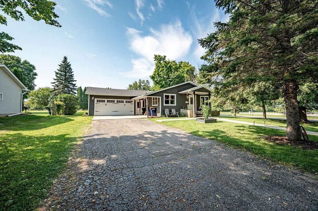 Photo of 195 W Humble AVENUE, Ellsworth, WI 54011 (MLS # 1598969)