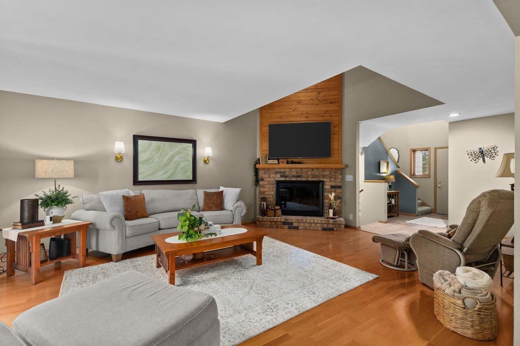 Photo of 905 E Windfield PLACE #C, Appleton, WI 54911 (MLS # 50333427)