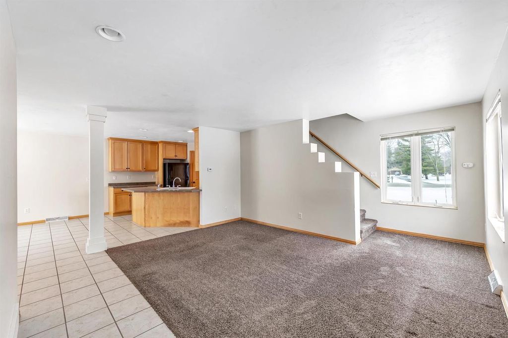 Photo of 1968 Trenton LANE, Suamico, WI 54313 (MLS # 50319769)